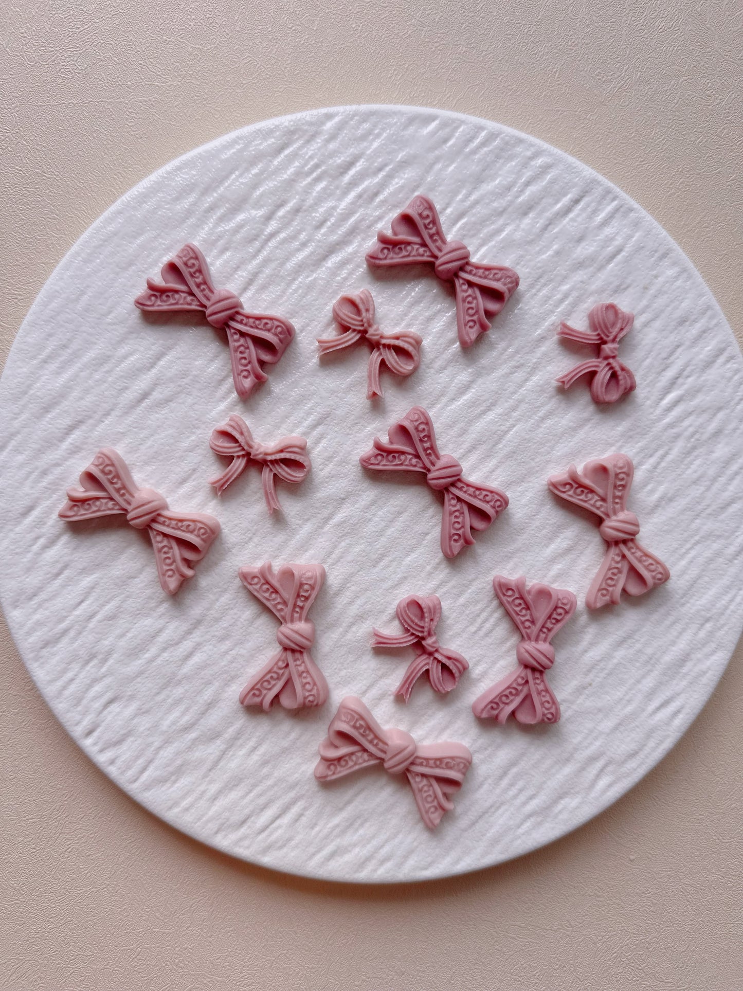 Petite Bows